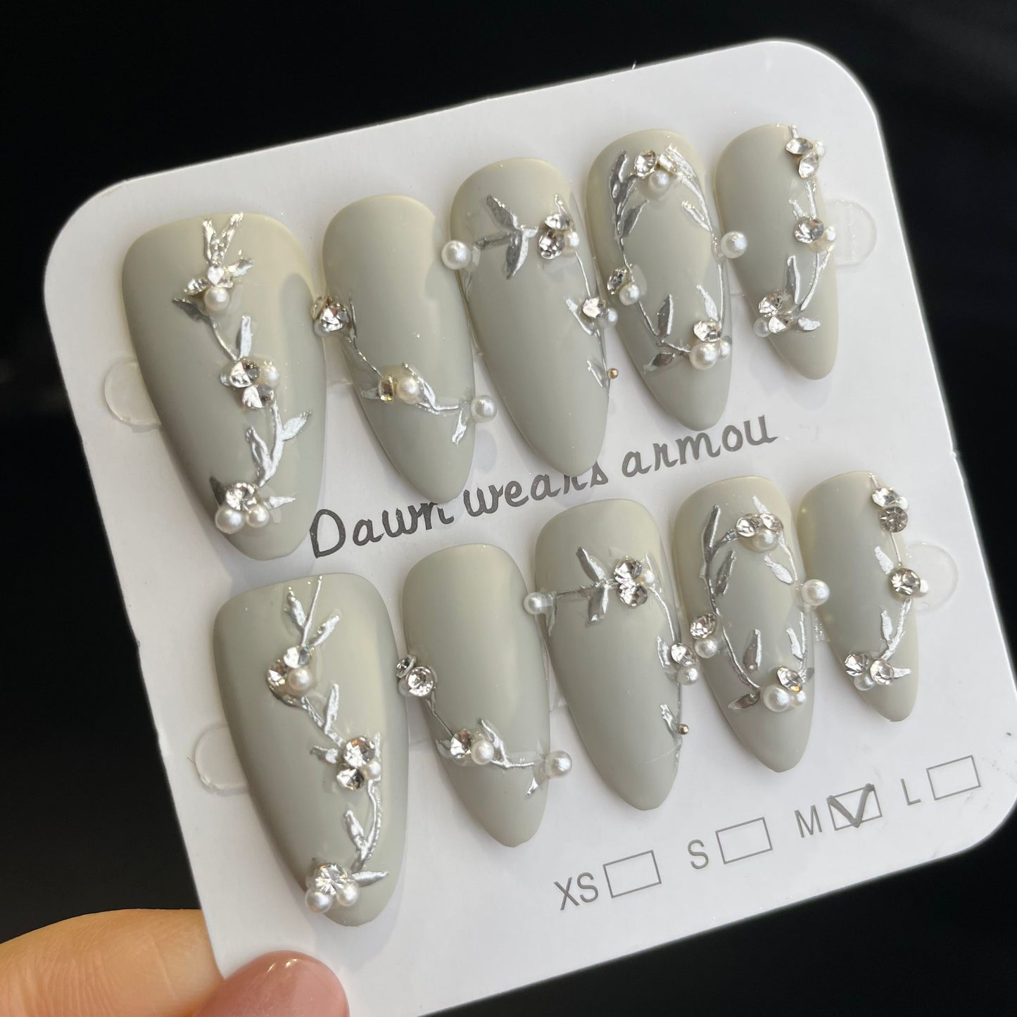 Handmade Press On Nails Long Almond Silver flower-XiXX