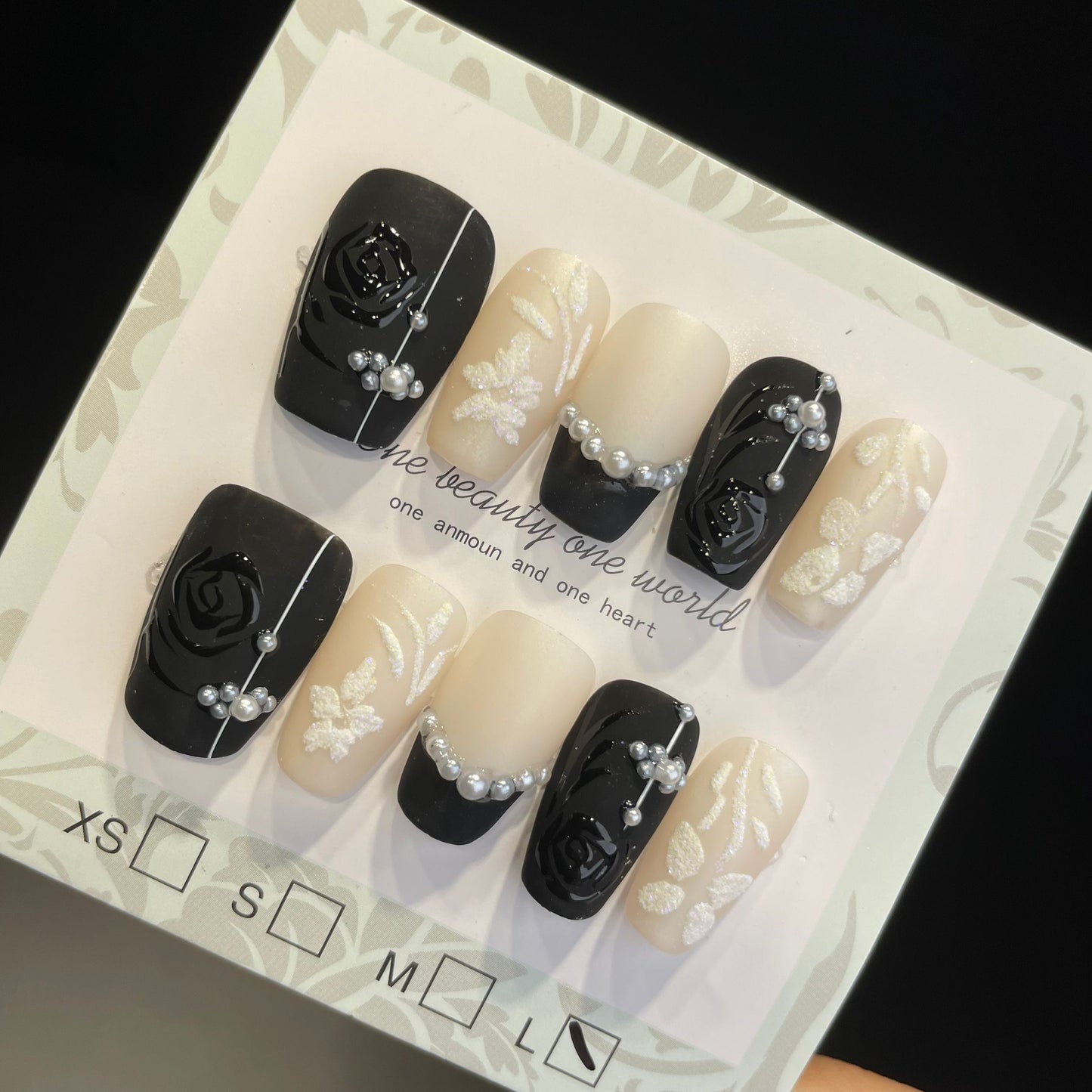 Handmade Press On Nails Medium Coffin Black and white roses