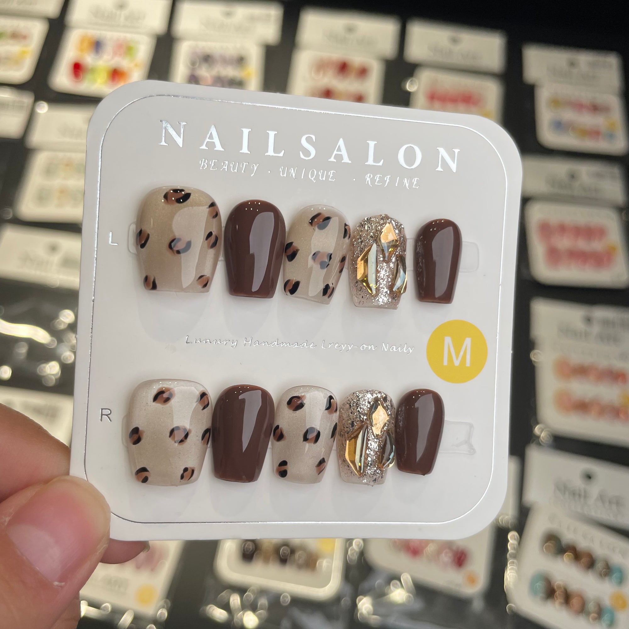Y-H hande made press on nails Colorful brown 030