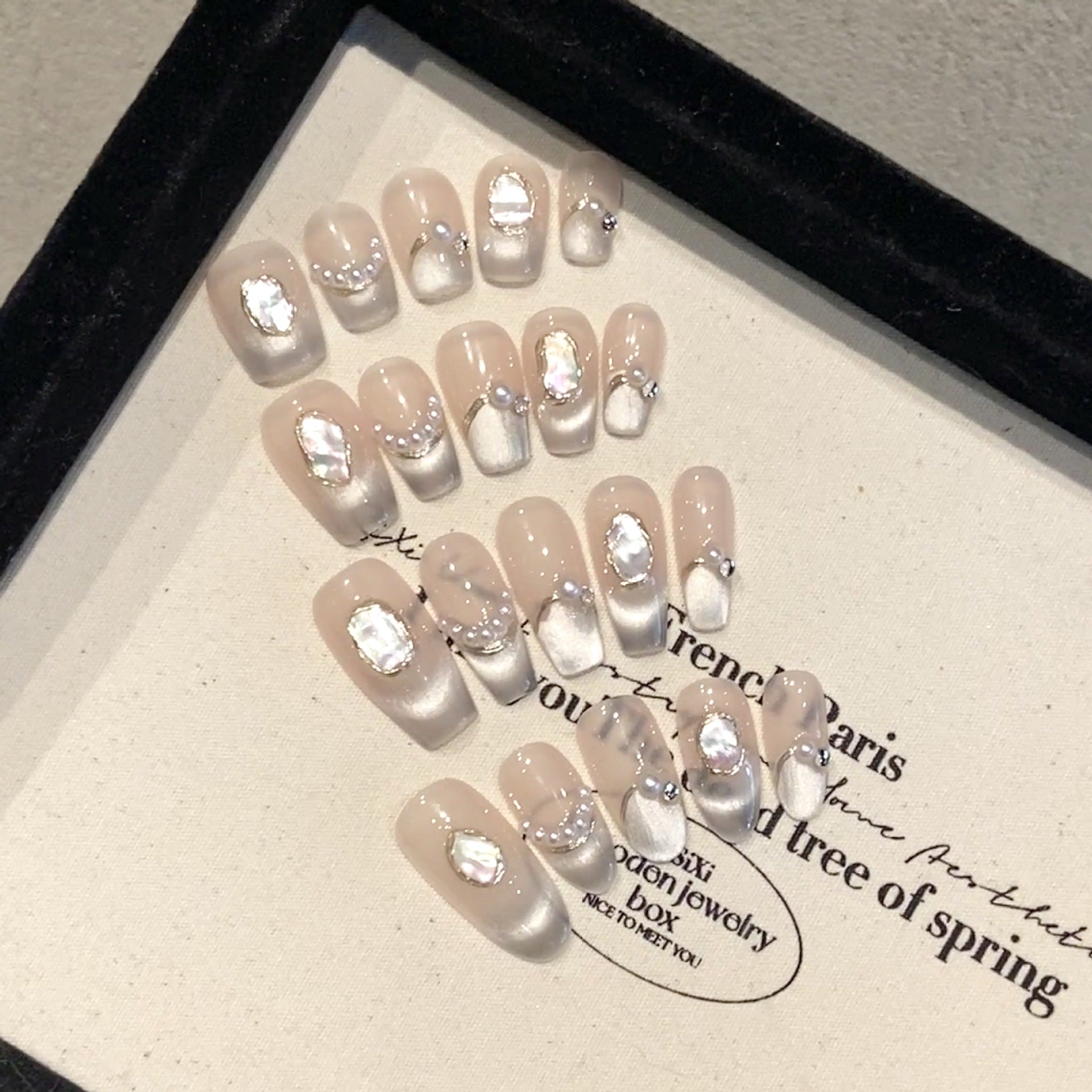 Y-H  hand made press on nails Pearl Ripples 2115