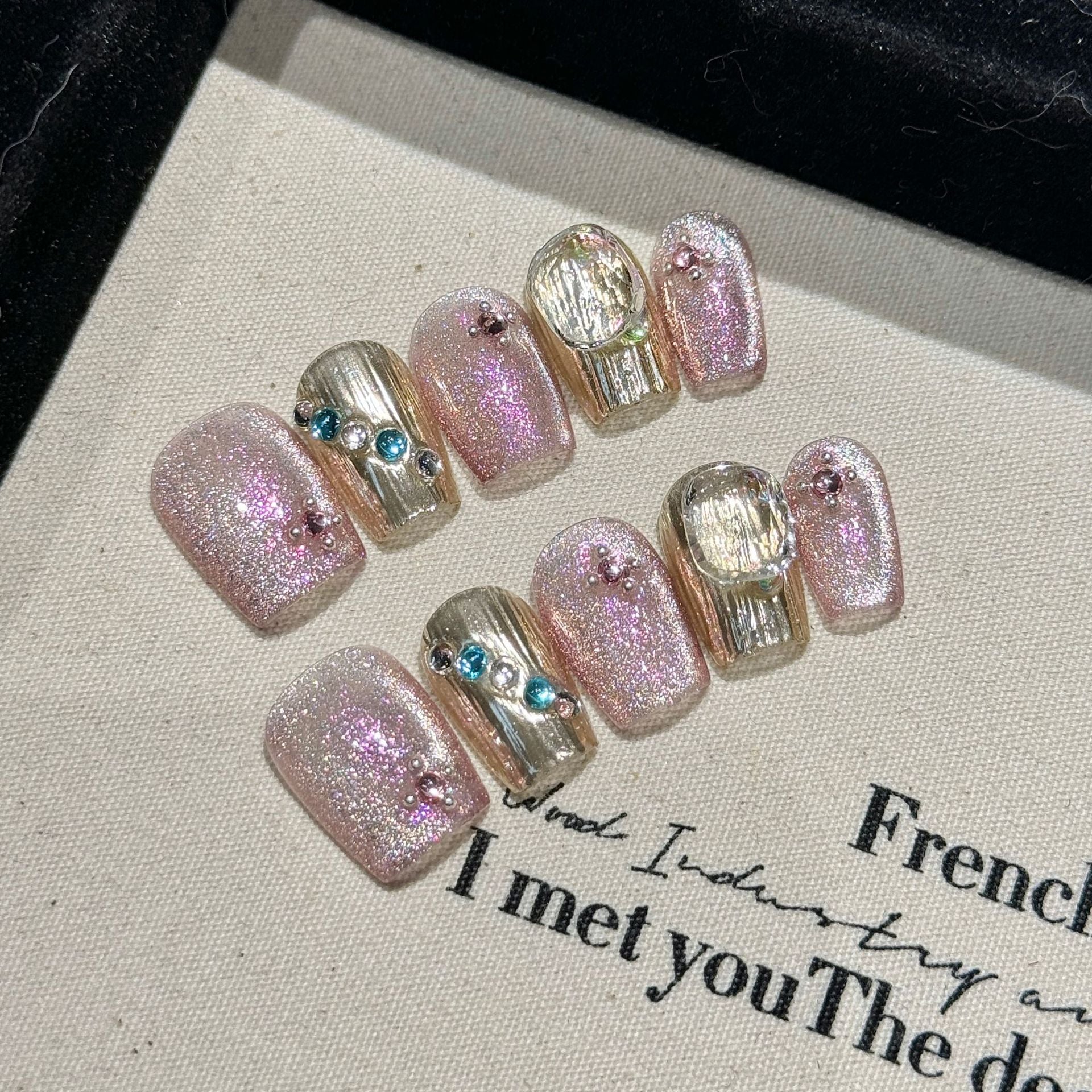 Y-H Flashing cat's eye 2208
