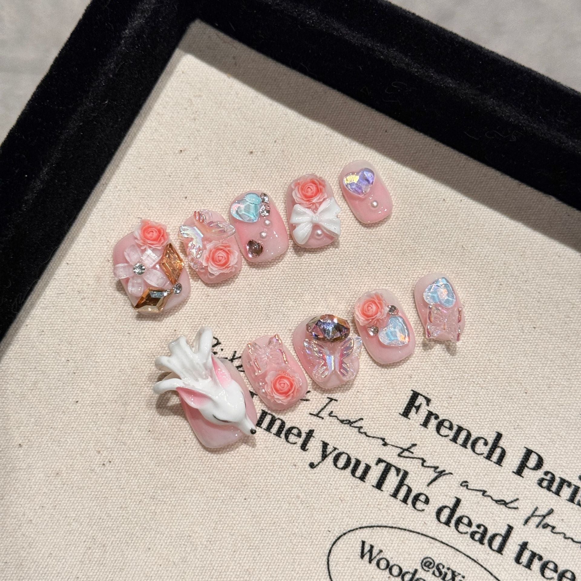 Y-H hand made press on nails Bow 2212