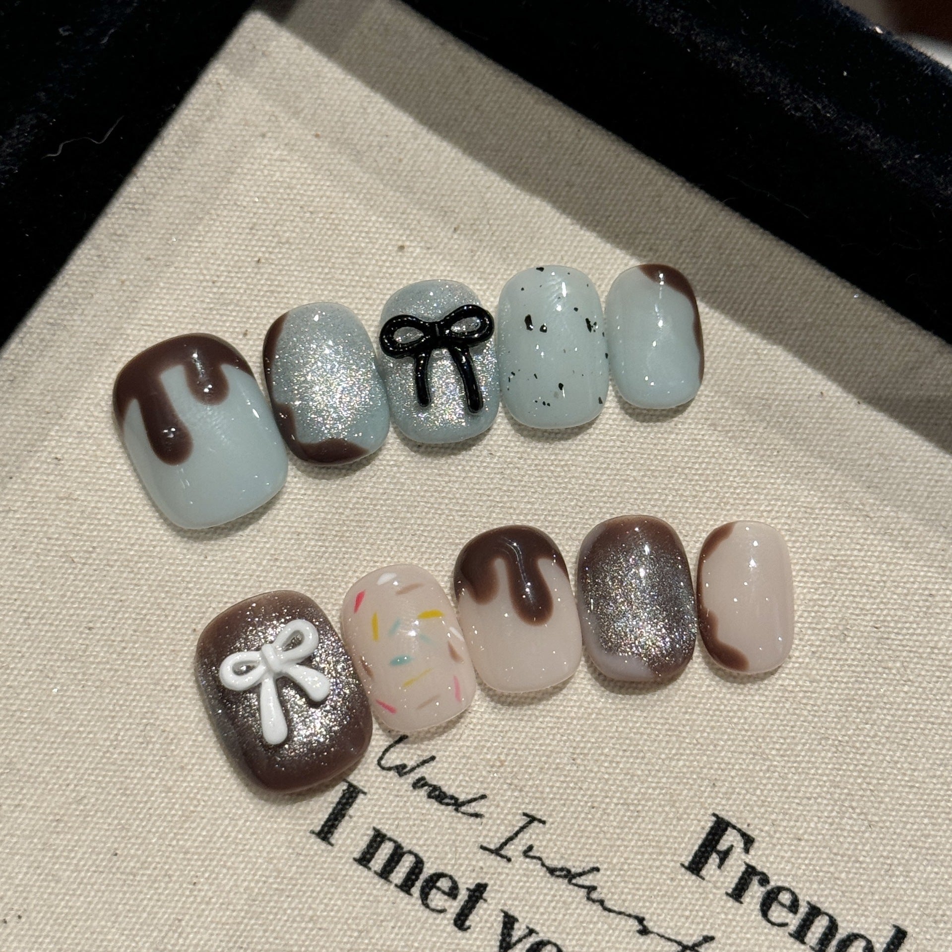 Y-H hand made press on nails Chocolate Sweetheart 2337
