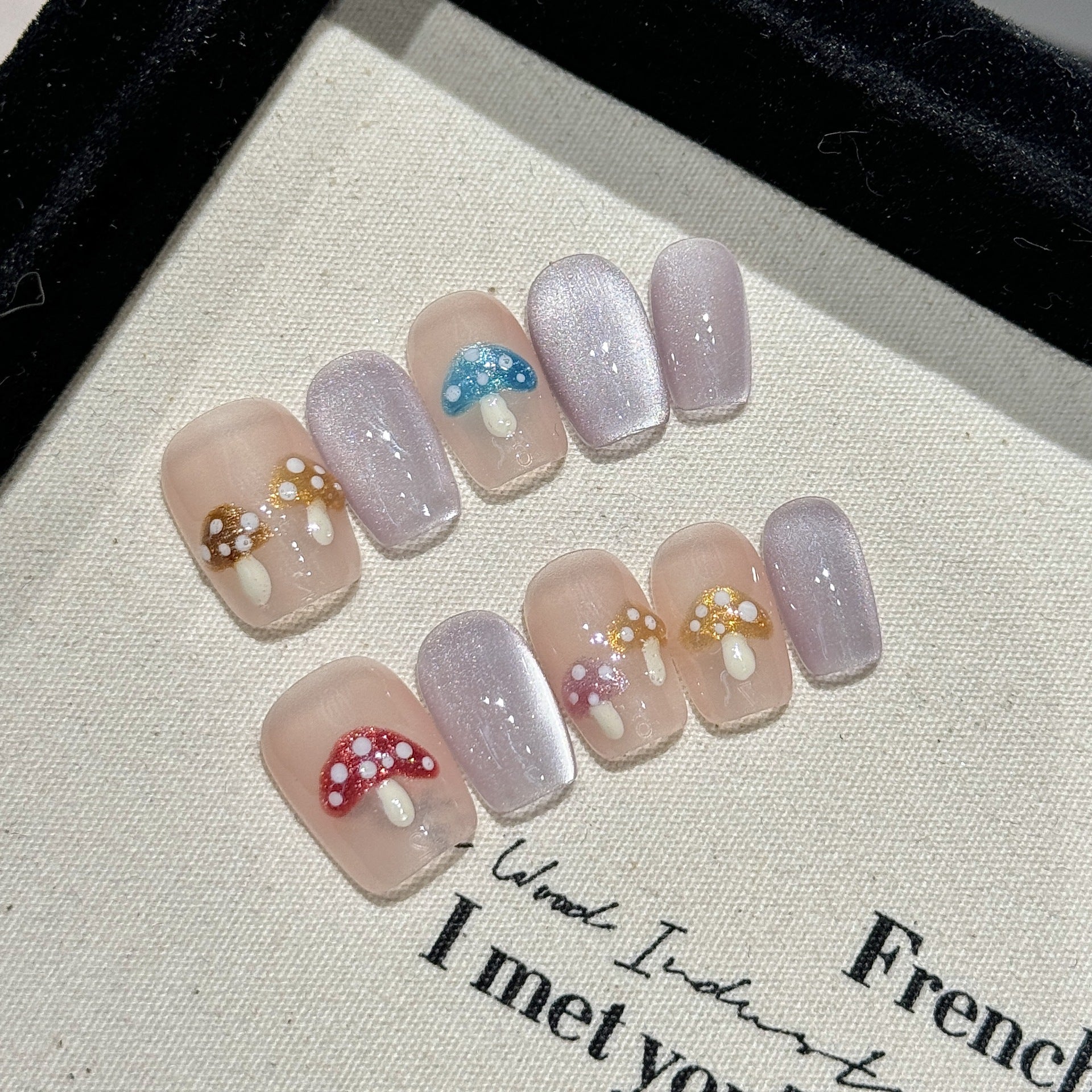 Y-H French crystal cat's eye 2354