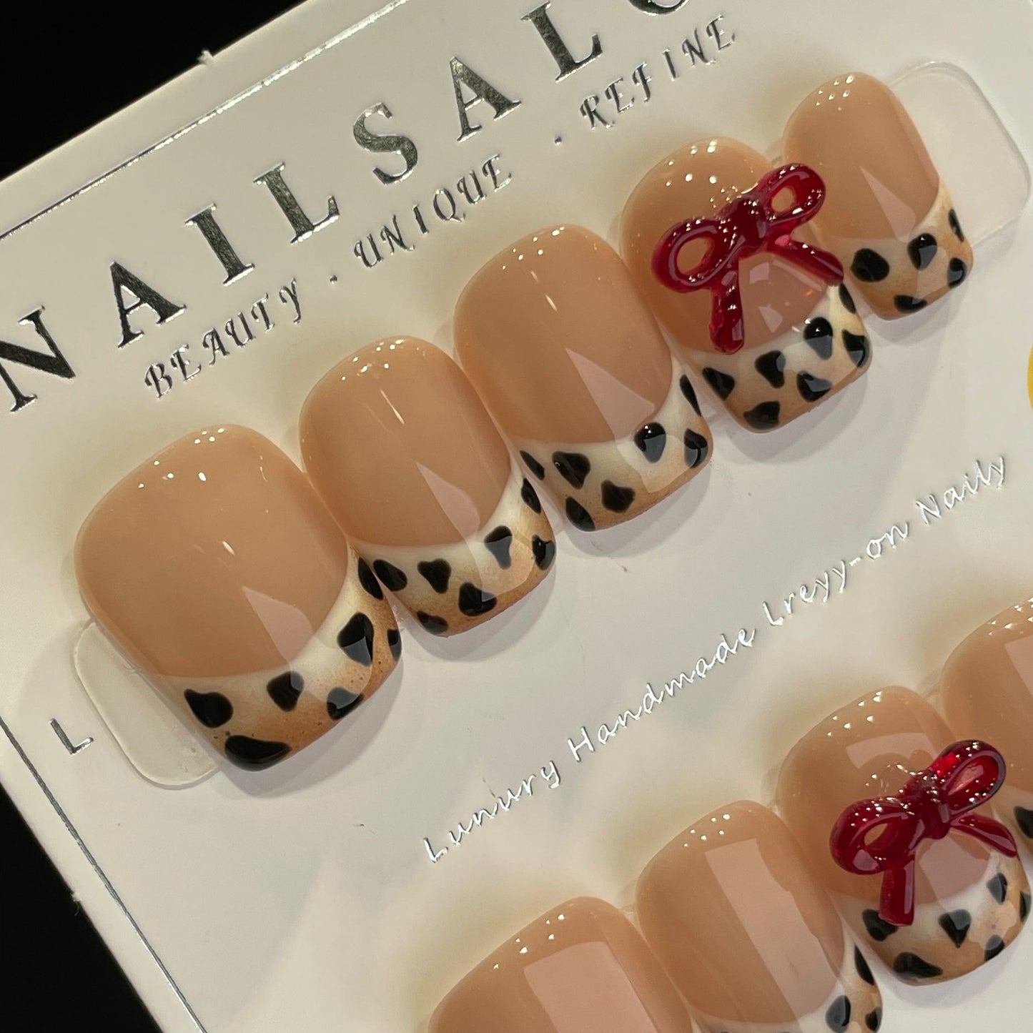 Handmade Press On Nails Short Square Leopard print bow