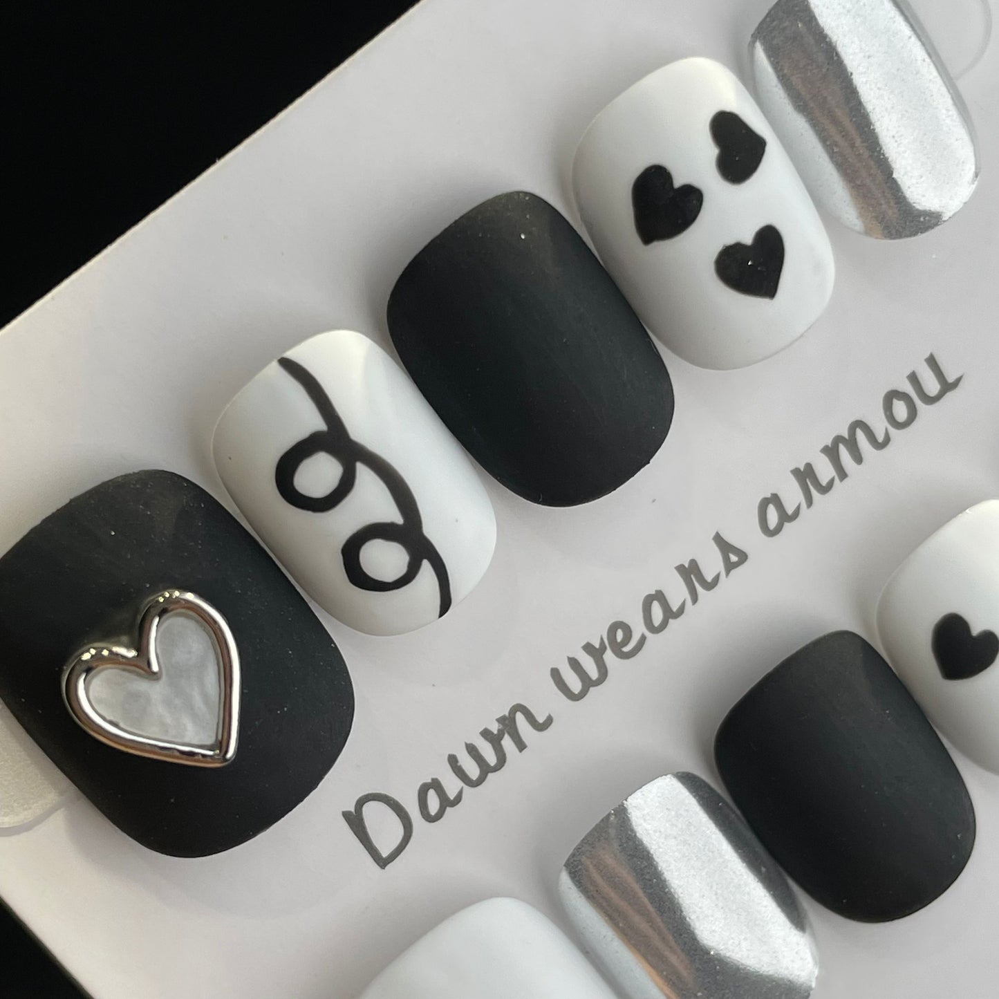 Handmade Press On Nails Short Square Black and white love-XiXX