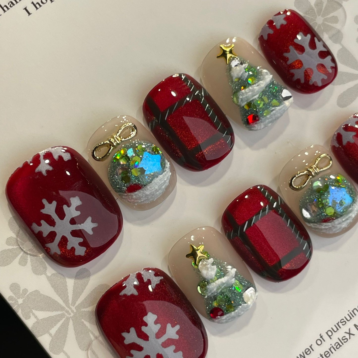 Handmade Press On Nails Short Square Christmas snowflake