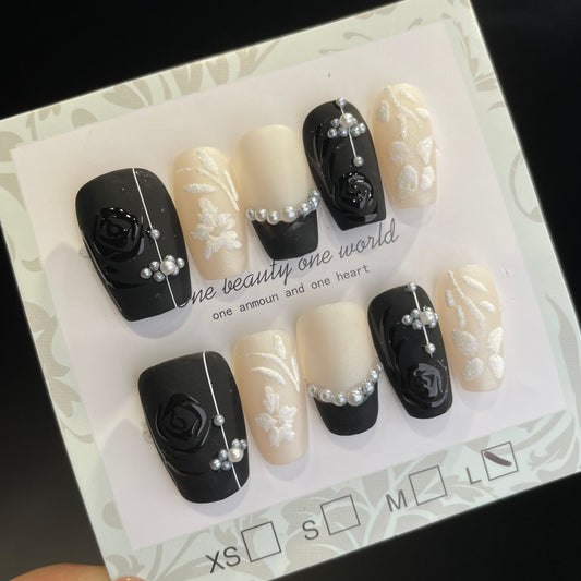 Handmade Press On Nails Medium Coffin Black and white roses