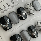 Handmade Press On Nails Short Coffin Black cat-eye necklace-YiH