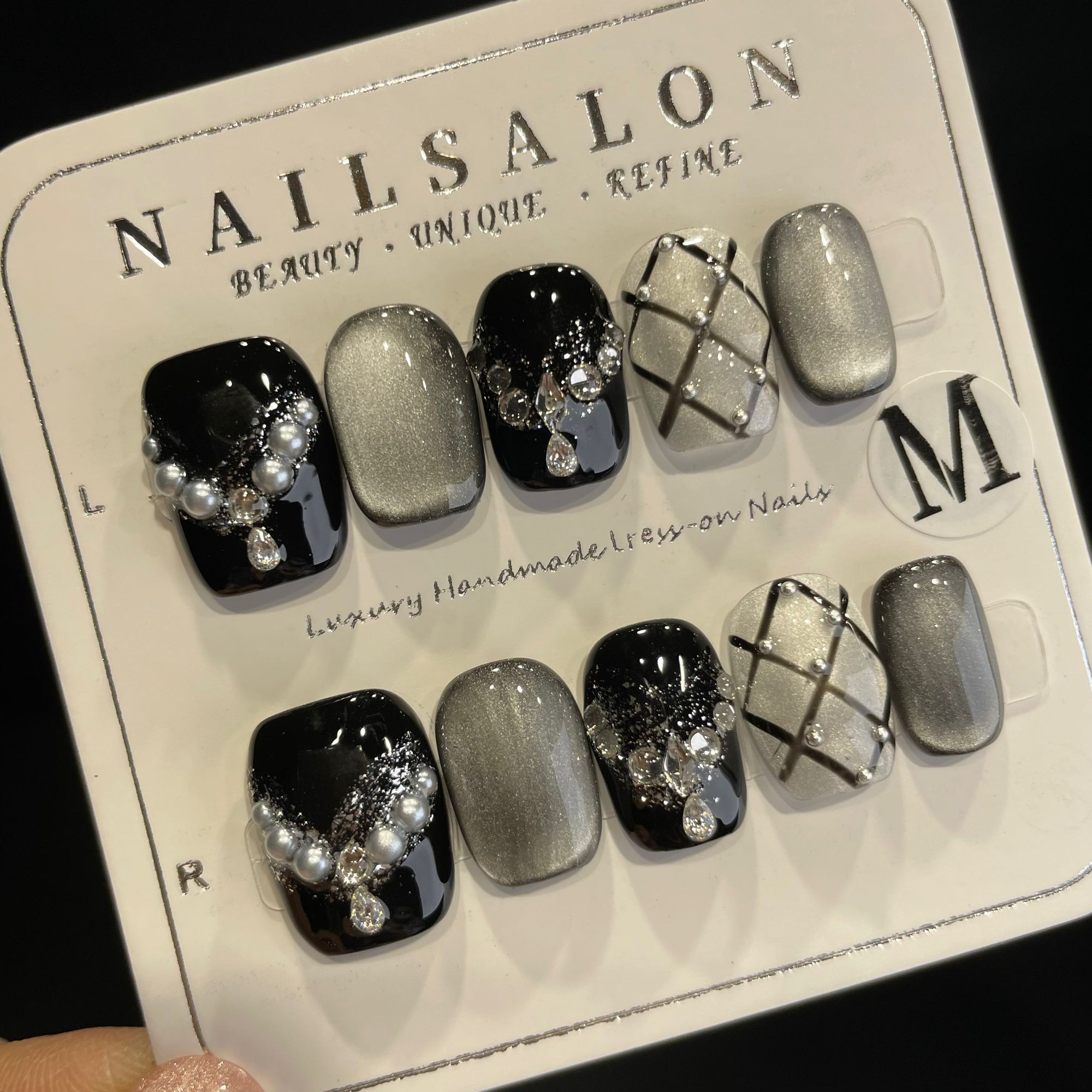 Handmade Press On Nails Short Coffin Black cat-eye necklace-YiH
