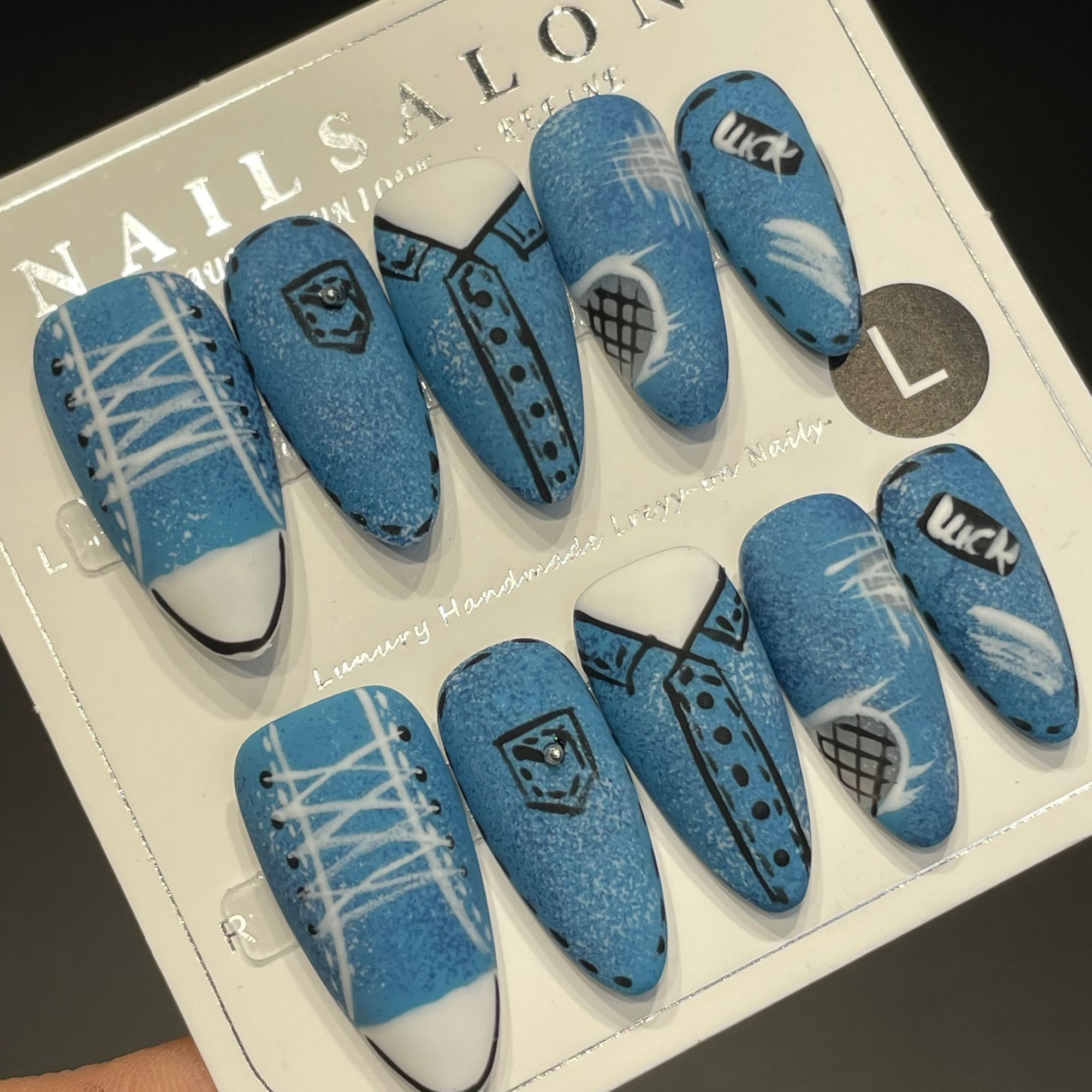 Handmade Press On Nails Medium Stiletto Hand-painted canvas