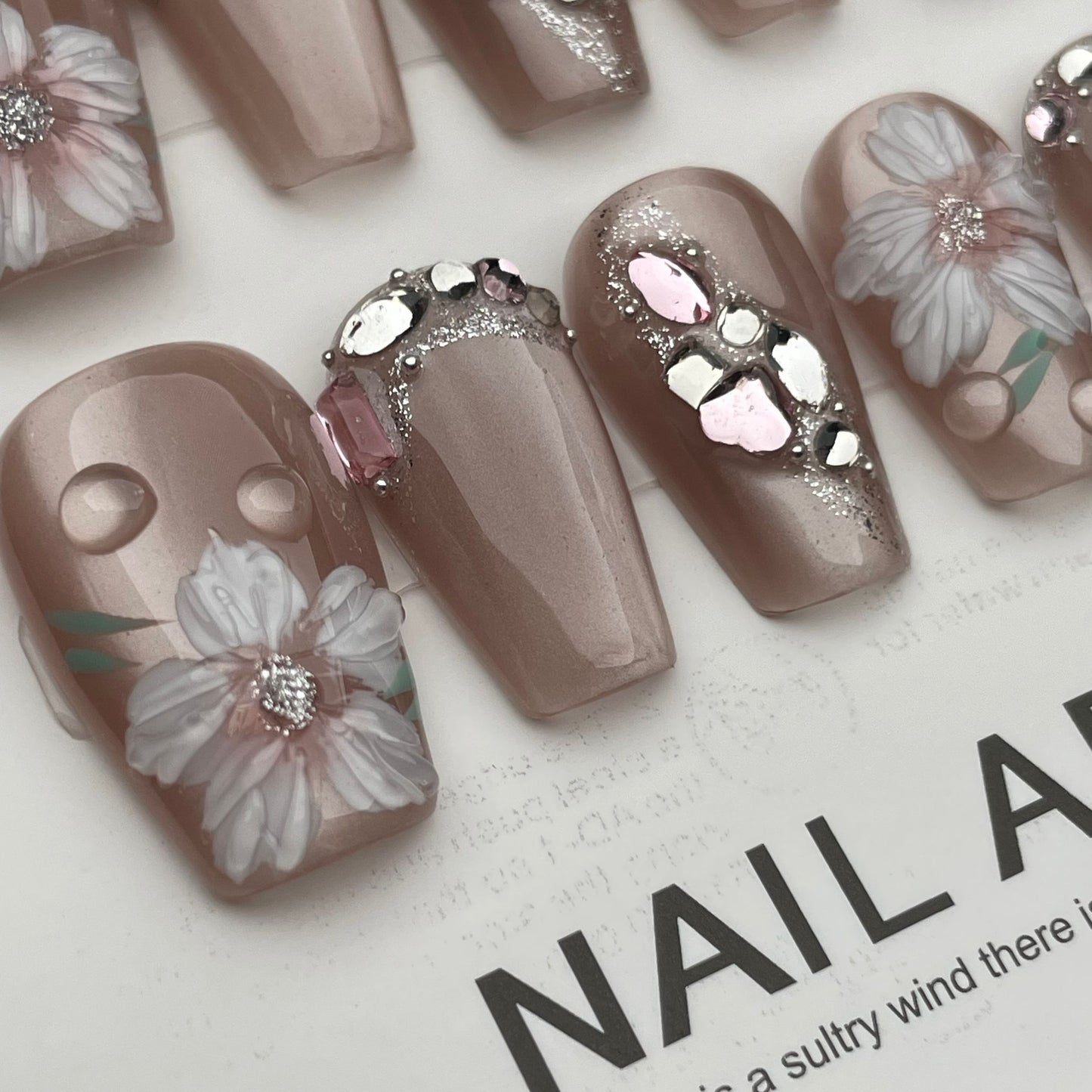 Handmade Press On Nails Medium Coffin Delicate flowers