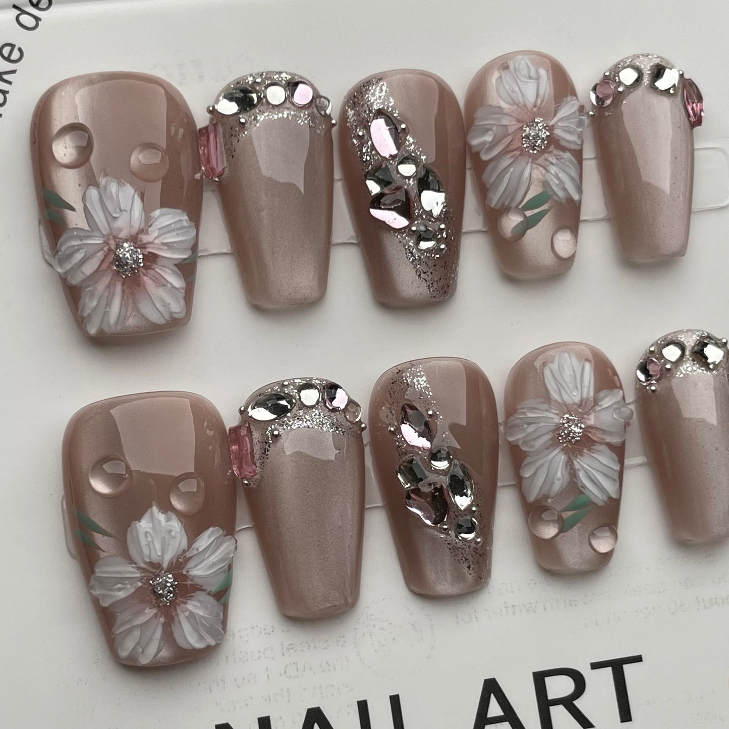 Handmade Press On Nails Medium Coffin Delicate flowers