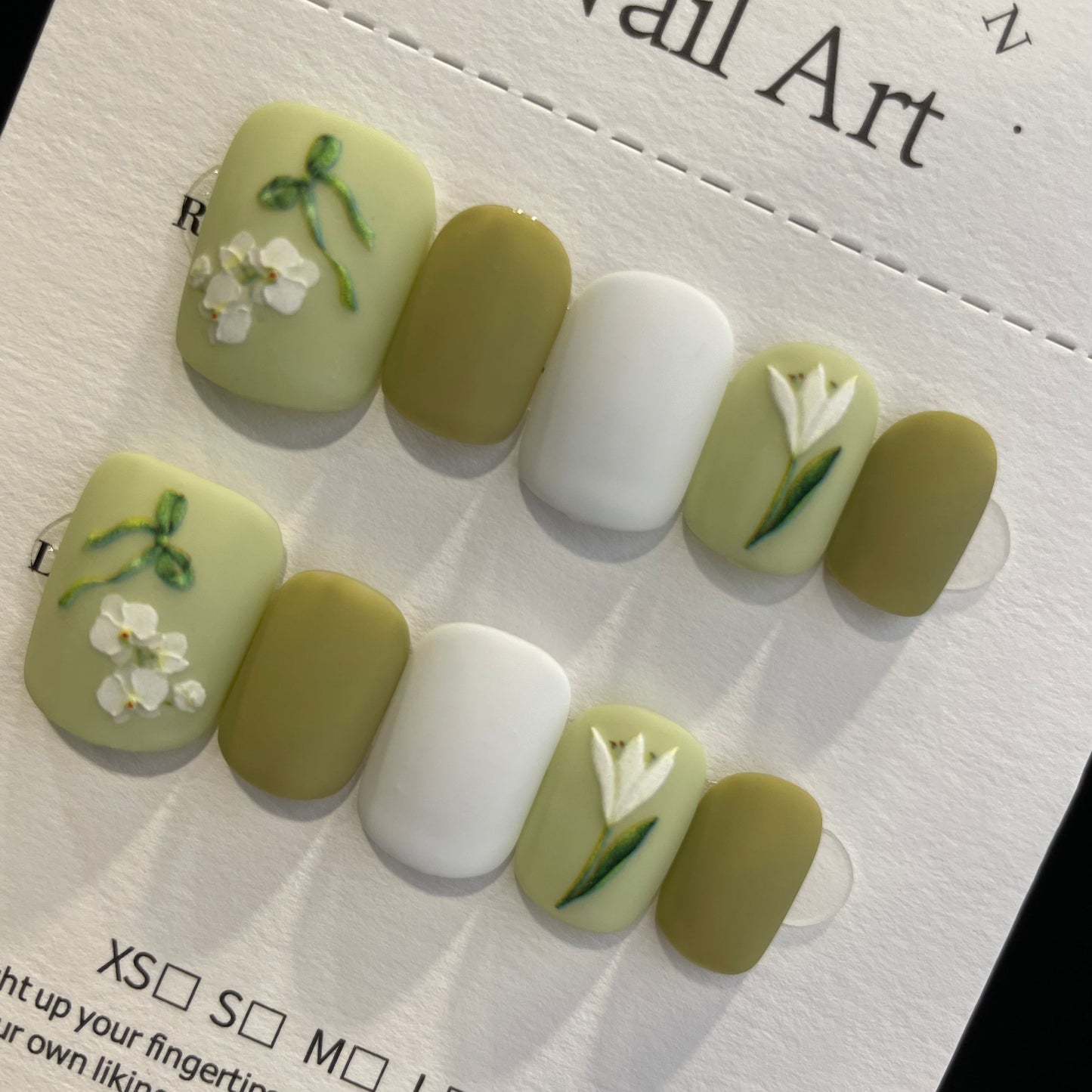 Handmade Press On Nails Short Square Elegant green flowers