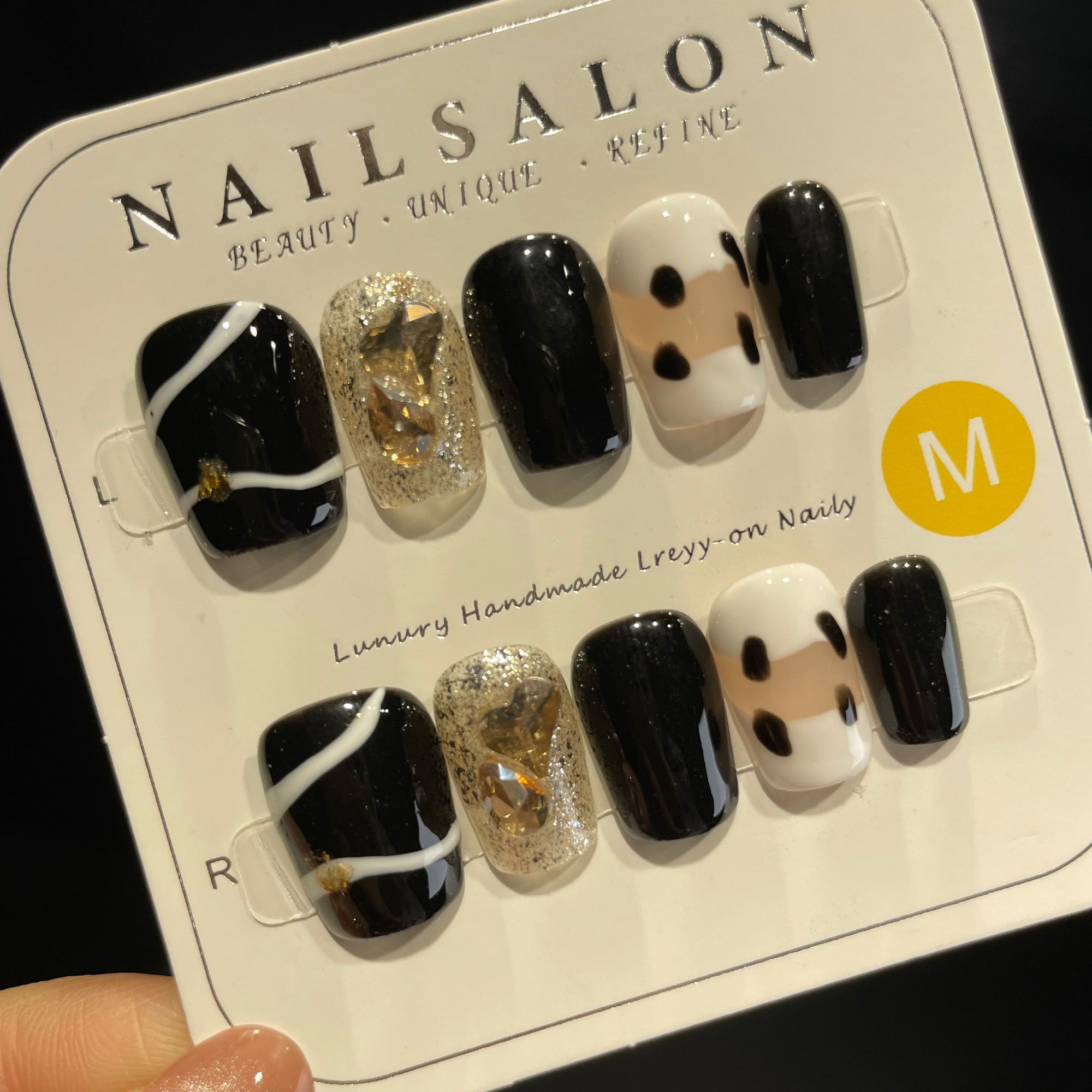Handmade Press On Nails Short Coffin Creative black and white