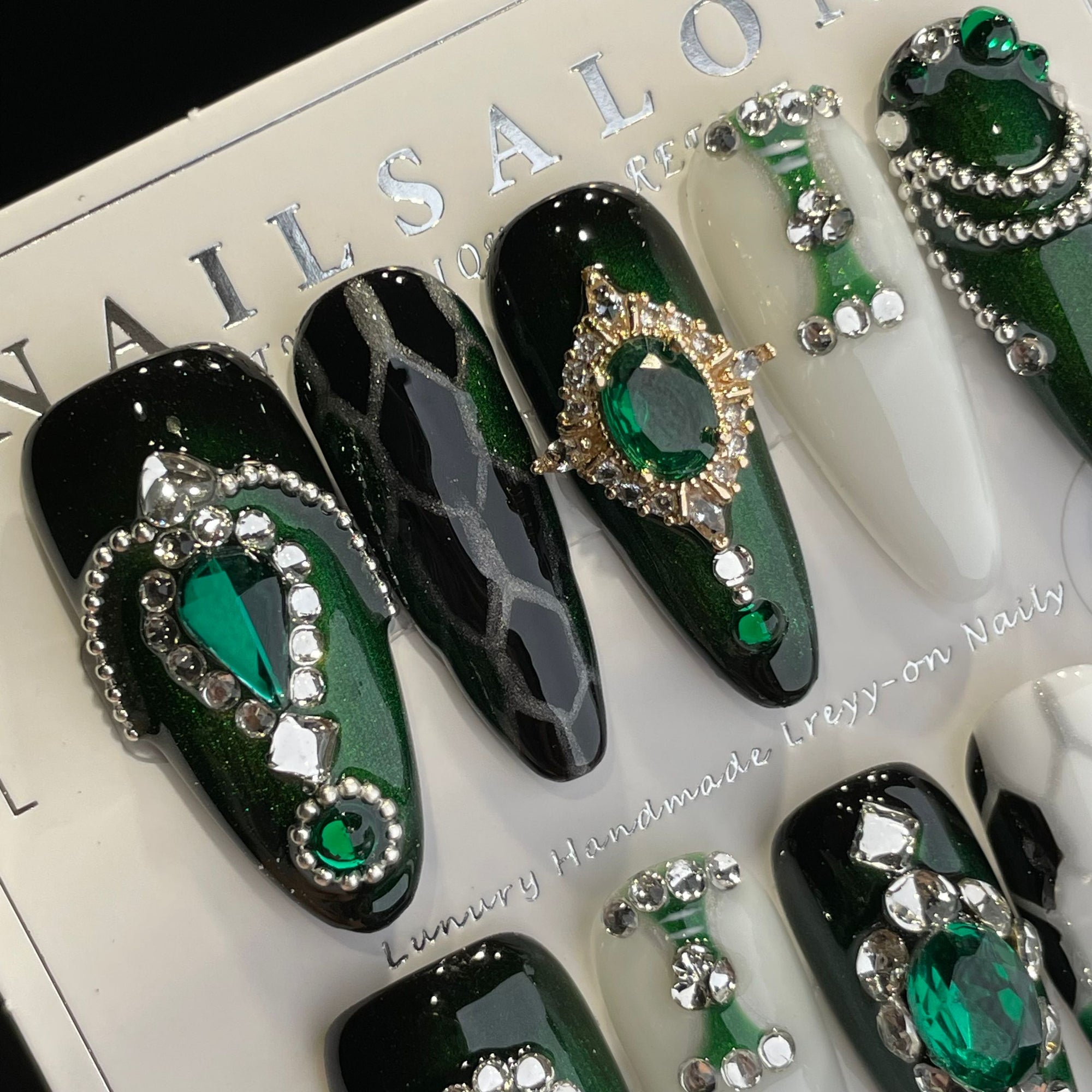 Handmade Press On Nails Long Almond Gorgeous diamond green Medusa-YiH