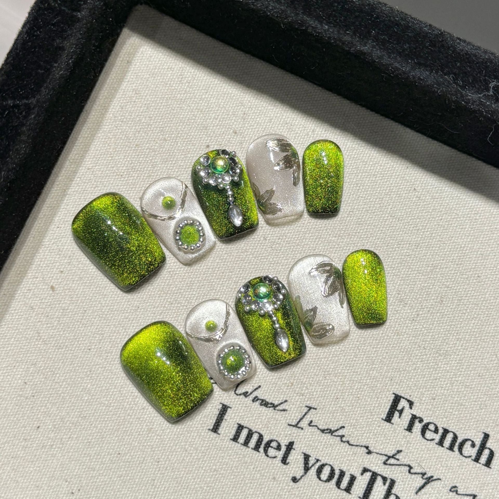 Handmade Press On Nails Short Coffin Green Po Hua Guang