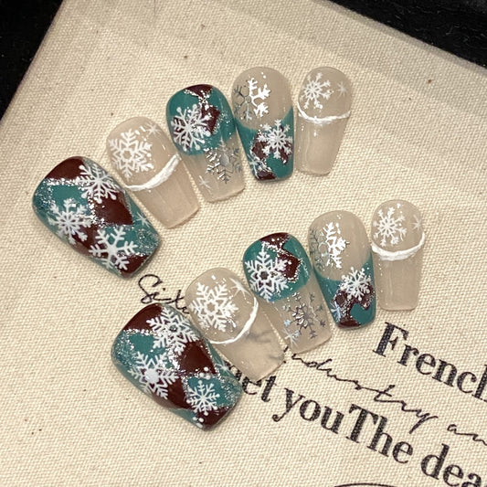 Handmade Press On Nails Medium Coffin Hand-painted ice and snow