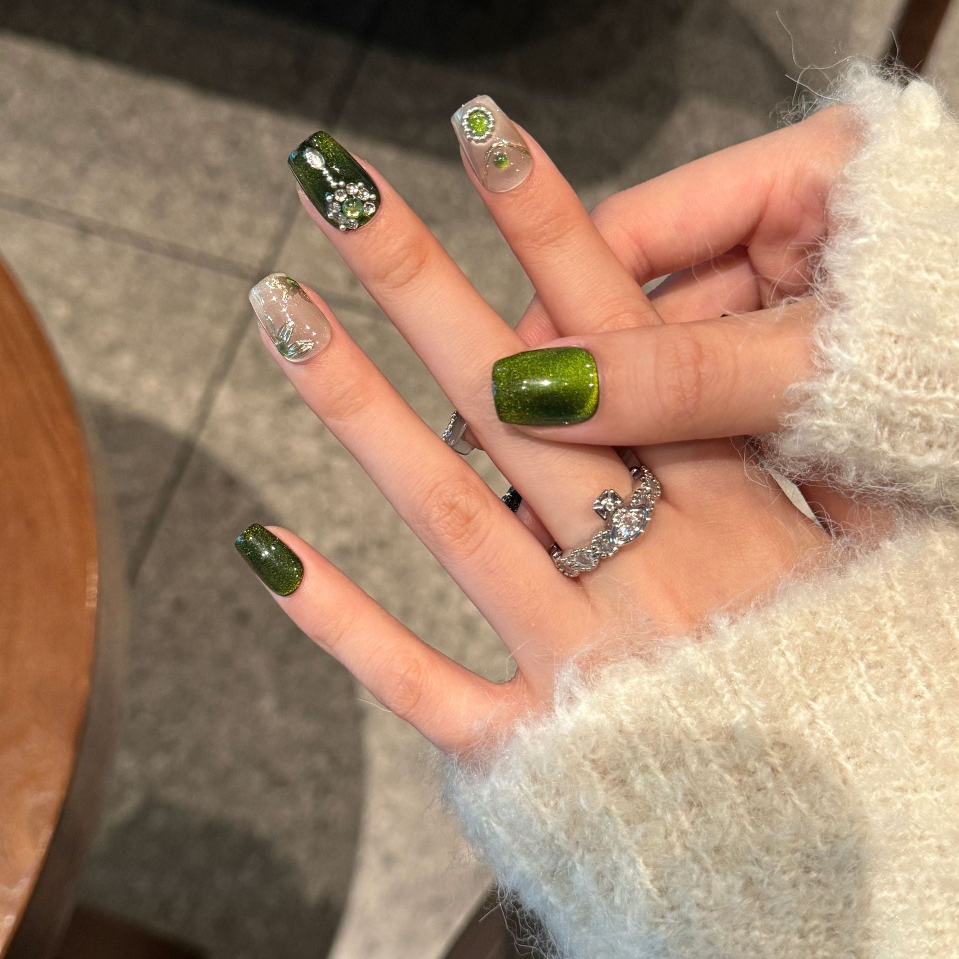 Handmade Press On Nails Short Coffin Green Po Hua Guang