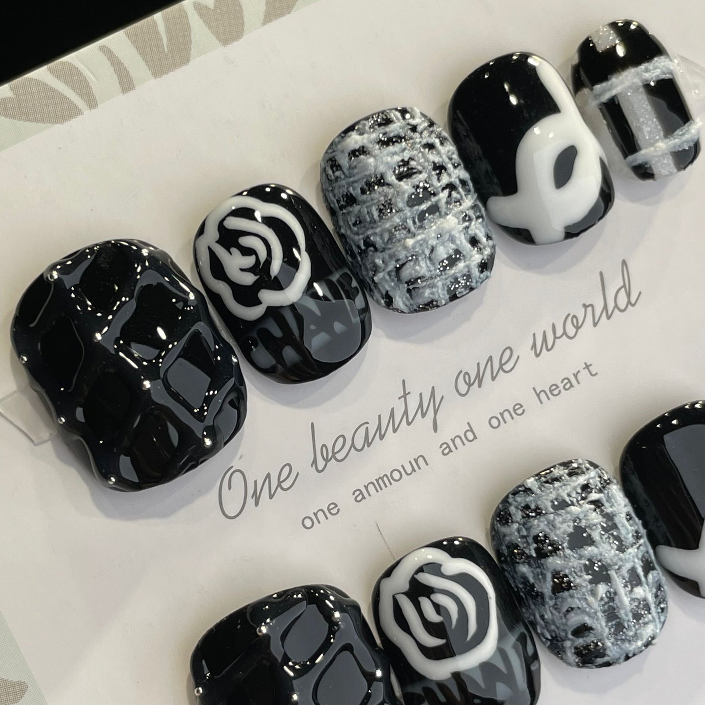 Handmade Press On Nails Short Square Chanel check