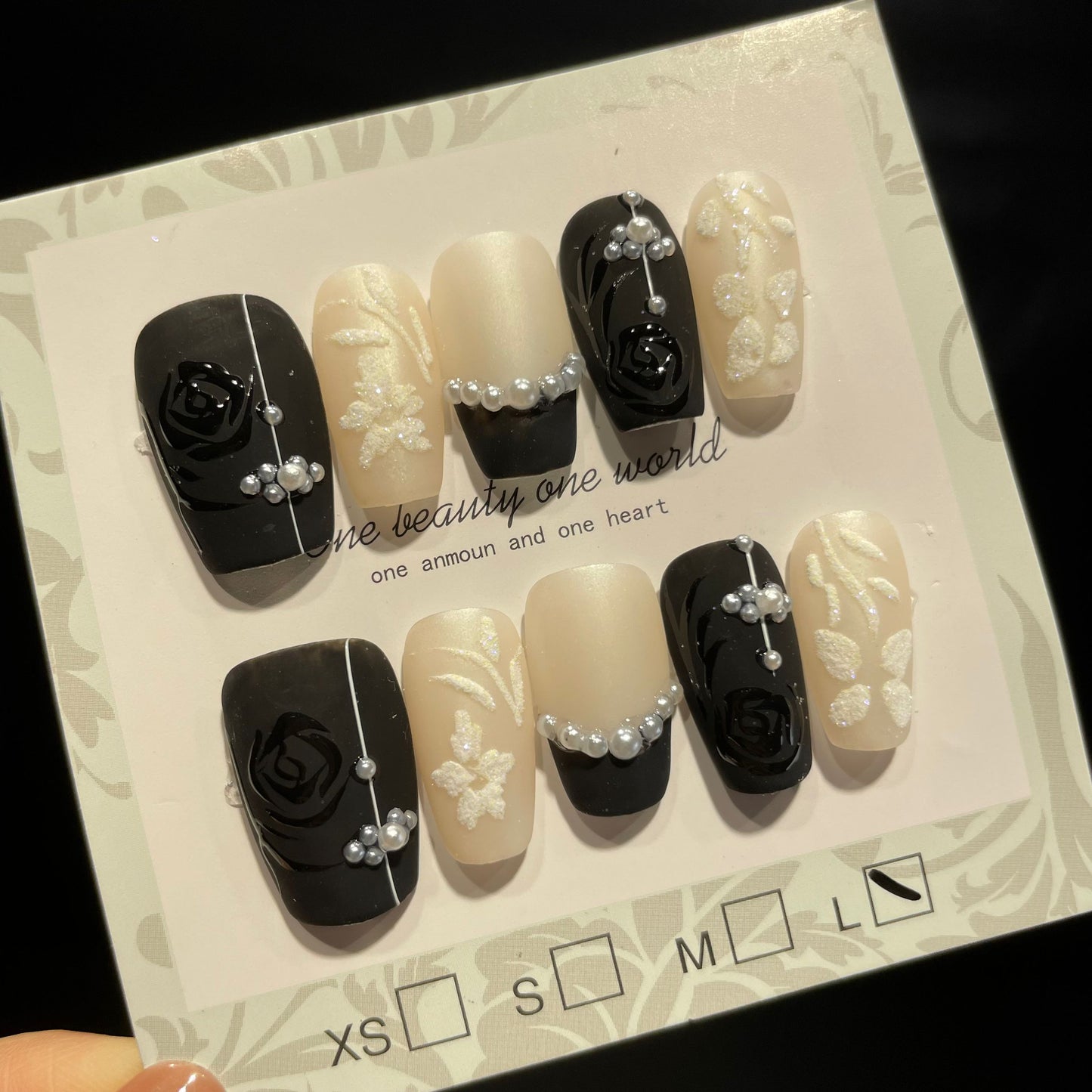 Handmade Press On Nails Medium Coffin Black and white roses