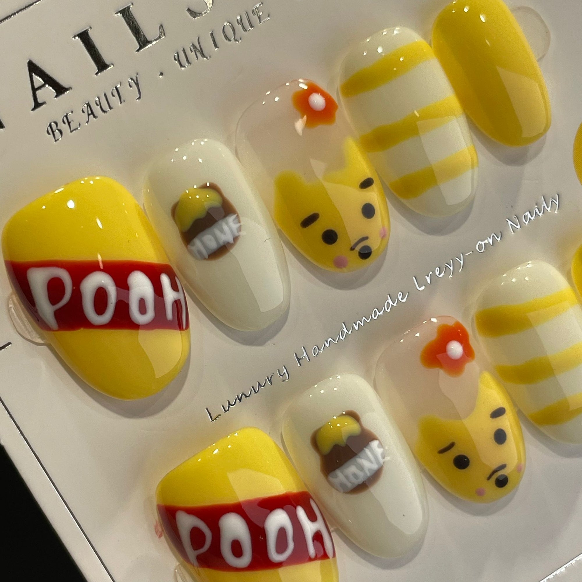 Handmade Press On Nails Short Oval Winnie the Pooh