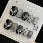 Handmade Press On Nails Short Coffin Black cat-eye necklace-YiH