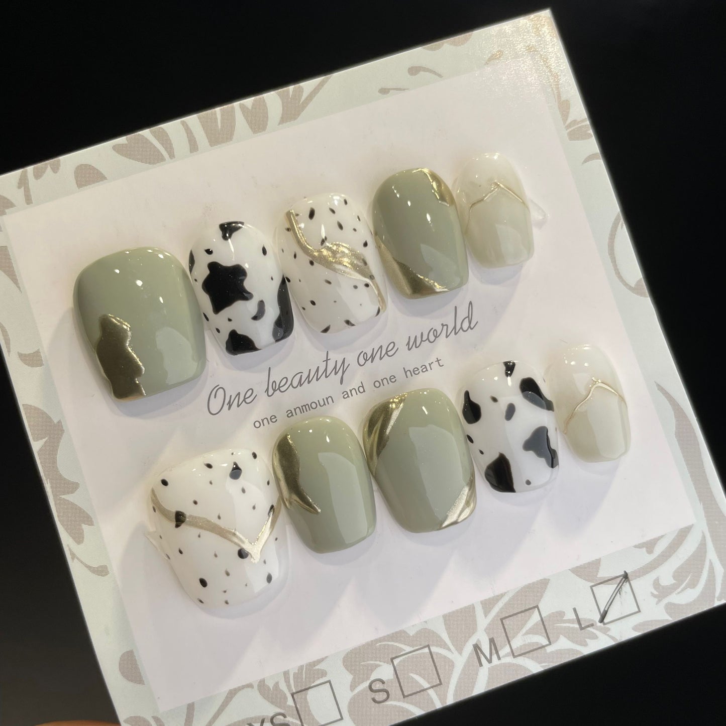 Handmade Press On Nails Short Square Spotted green