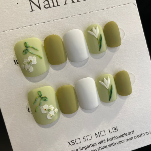 Handmade Press On Nails Short Square Elegant green flowers