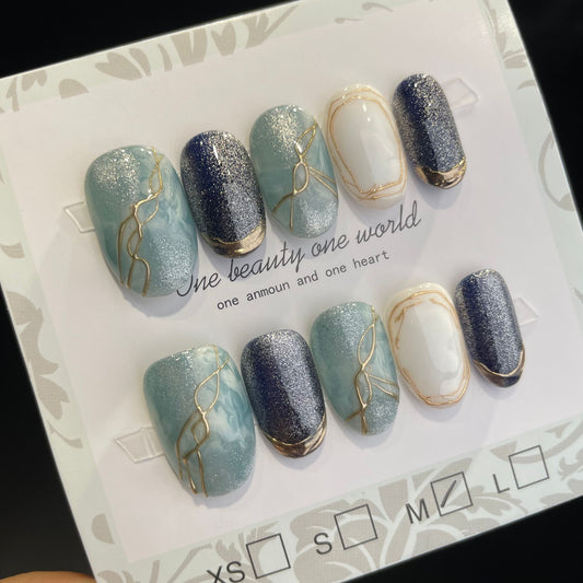 Handmade Press On Nails Short Oval Green indigo line