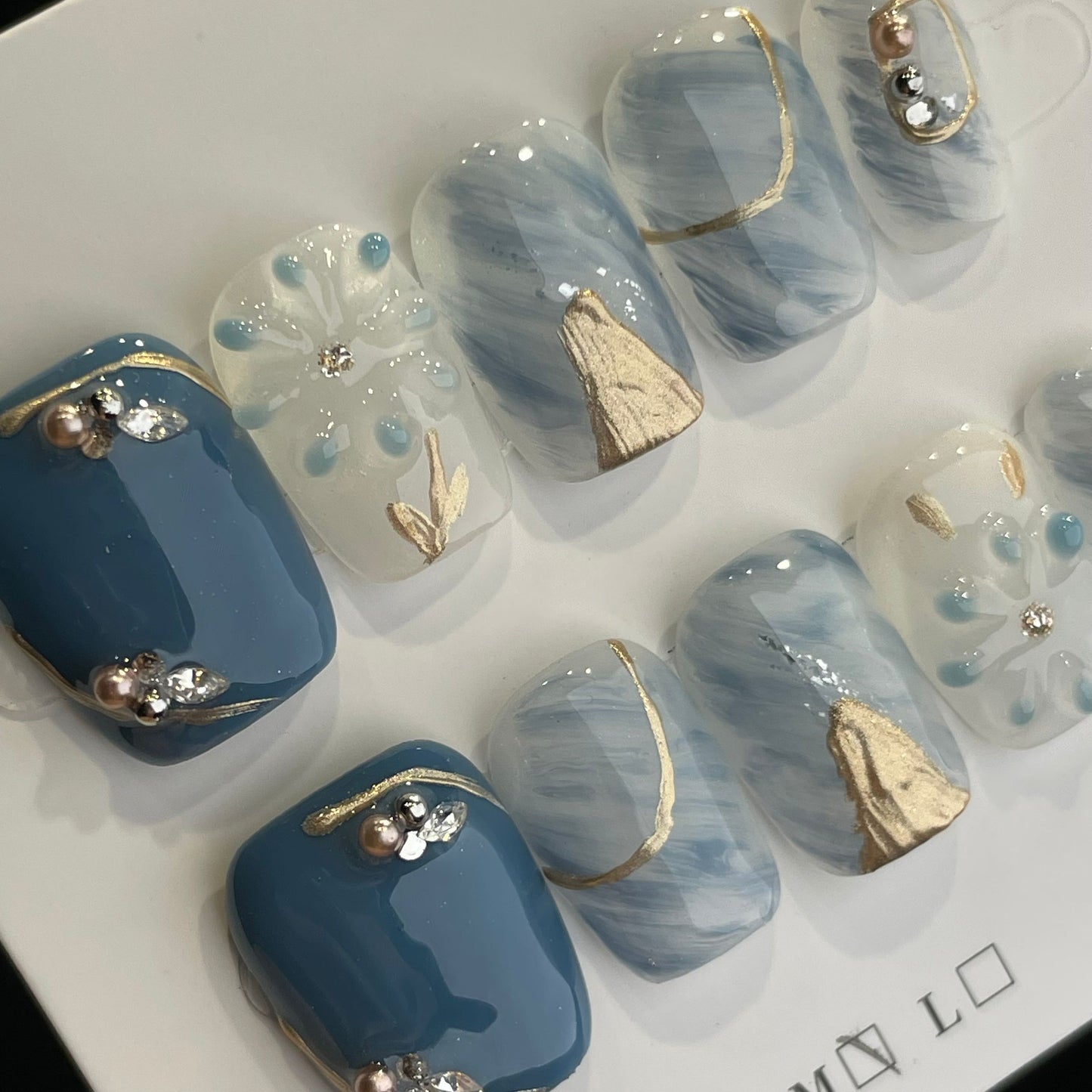 Handmade Press On Nails Short Coffin Blue ice flower-DaH