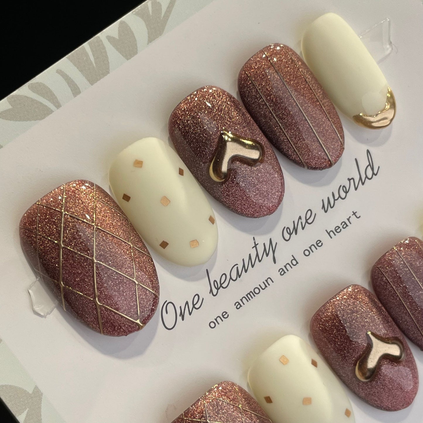 Handmade Press On Nails Short Oval Pink and white chocolate