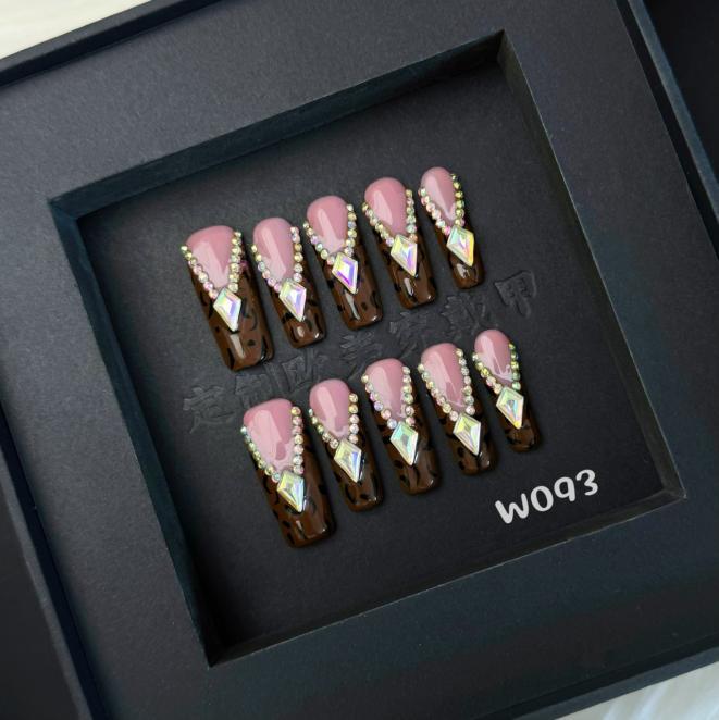 Handmade press on nail W093
