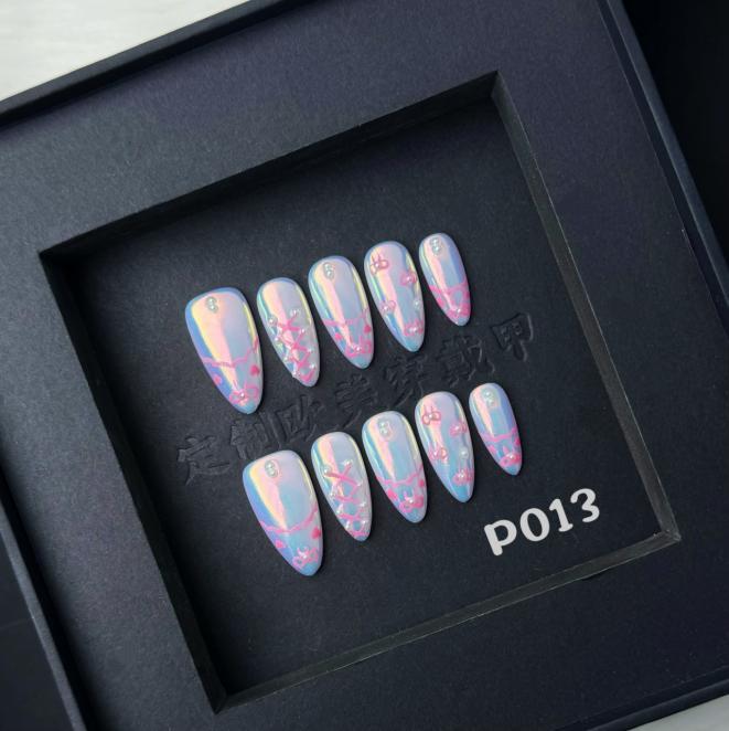 Handmade press on nail P013