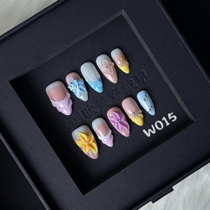 Handmade press on nail W015