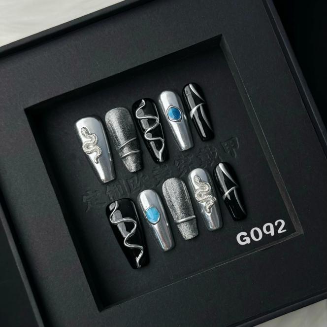 Handmade press on nail G092