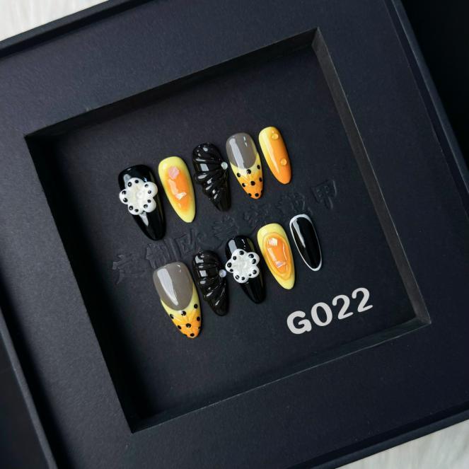 Handmade press on nail G022