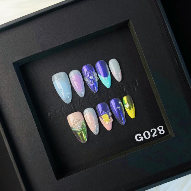Handmade press on nail G028