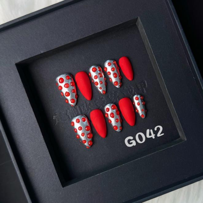 Handmade press on nail G042