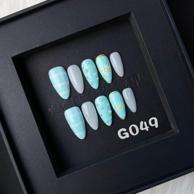 Handmade press on nail G049