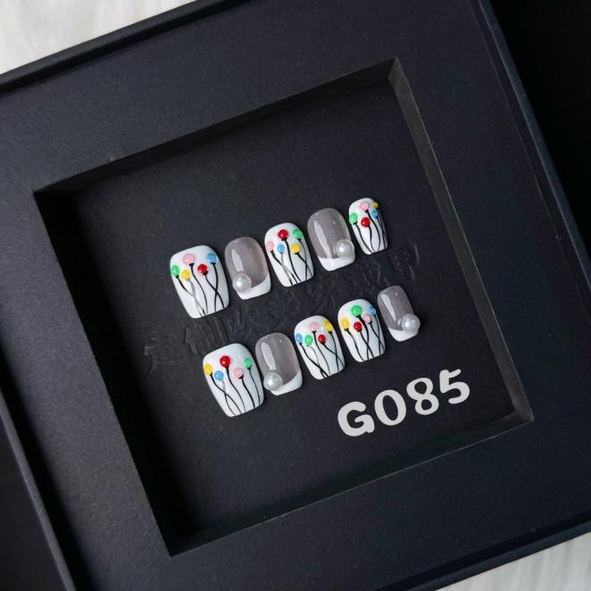 Handmade press on nail G085