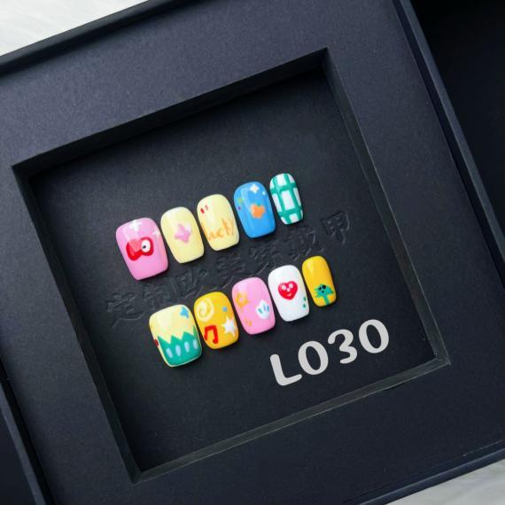 Handmade press on nail L030
