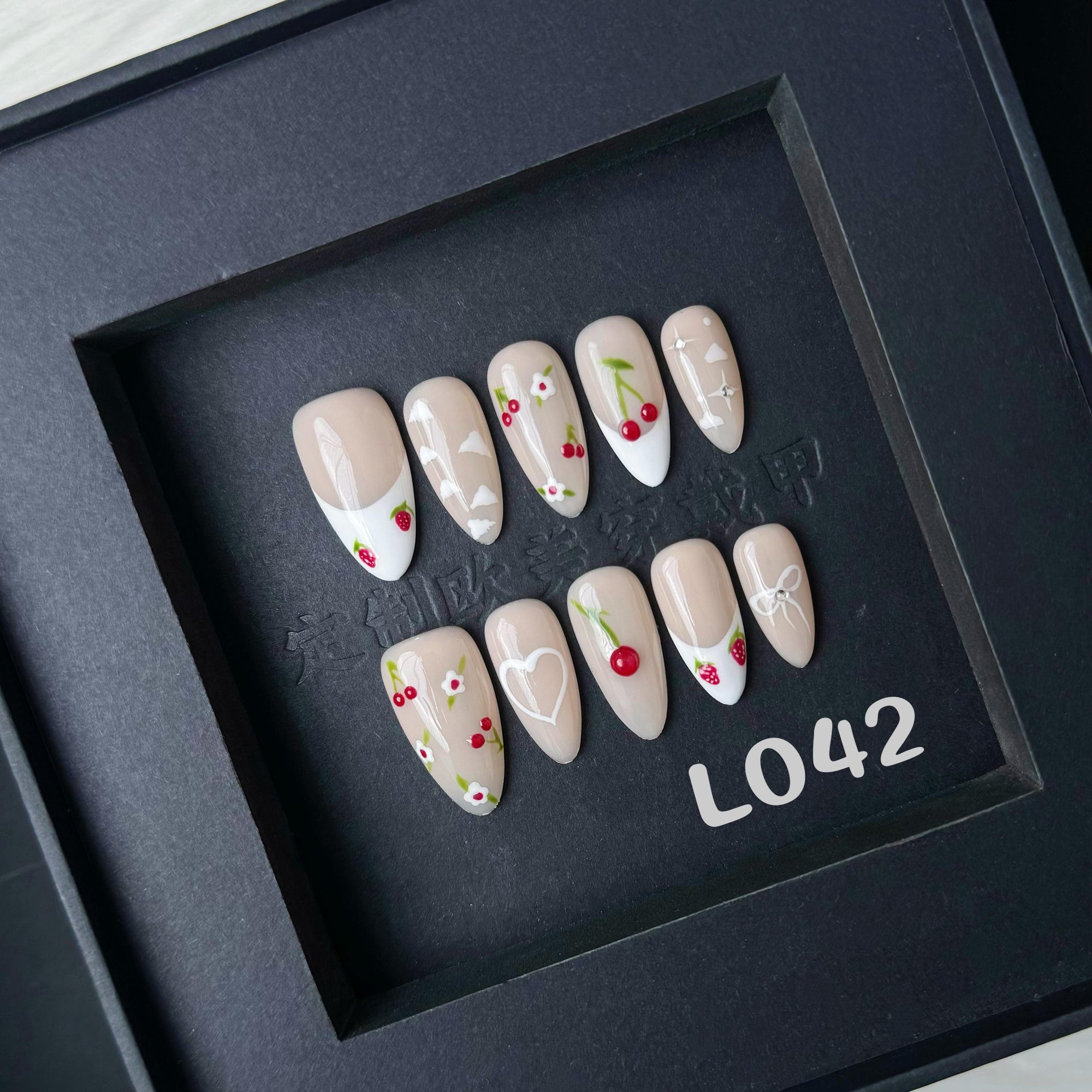 Handmade press on nail L042